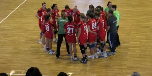 Un egal cât o victorie pentru echipa de handbal din Râmnicu Vâlcea