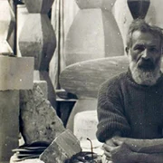 Calendar 19 februarie: 1876   S a născut sculptorul Constantin Brâncuși jpeg