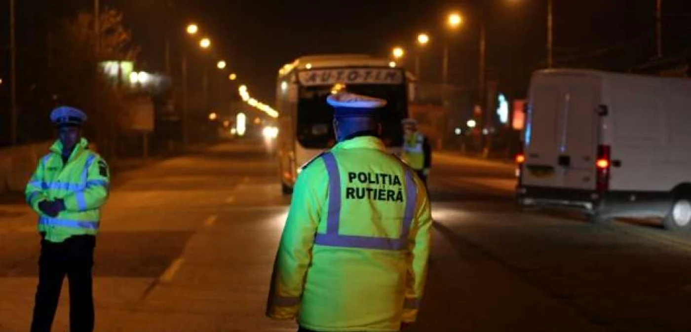 Şoferul a fost tras pe dreapta de către poliţiştii rutieri