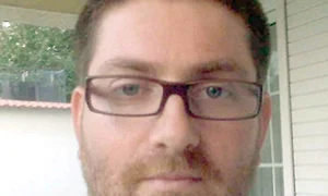 Raluca Sandu s a fotografiat alături  de fetiță, Simona (4 ani), înainte  de a naște  Ziv e un tătic fericit jpeg