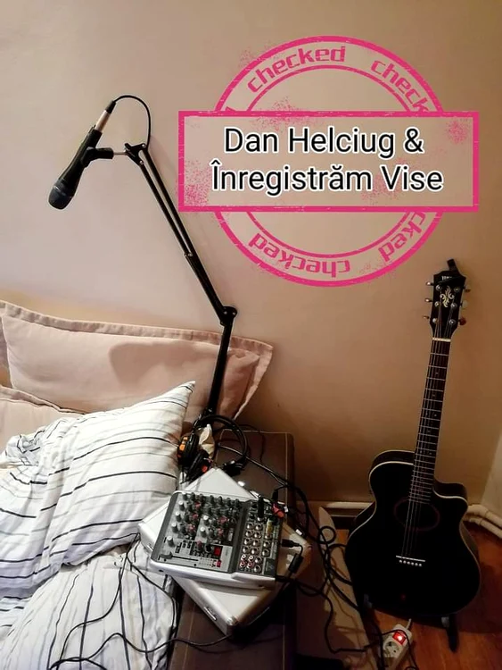 Dan Helciug și-a pregătit dormitorul pentru concertele ținute în fața prietenilor virtuali