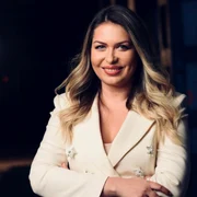 Luciana Simona Enache Pirtea noul consilier onorific al vicepremierului Dragos Anastasiu foto FB png