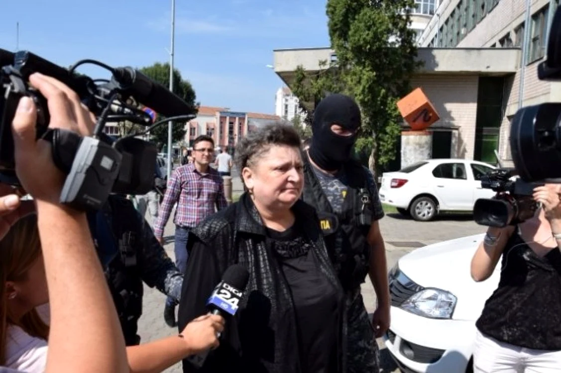 Fosta angajată a băncii a scăpat de o nouă pedeapsă cu închisoarea FOTO Adevărul