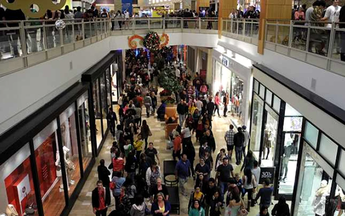Black Friday într-un mall american
