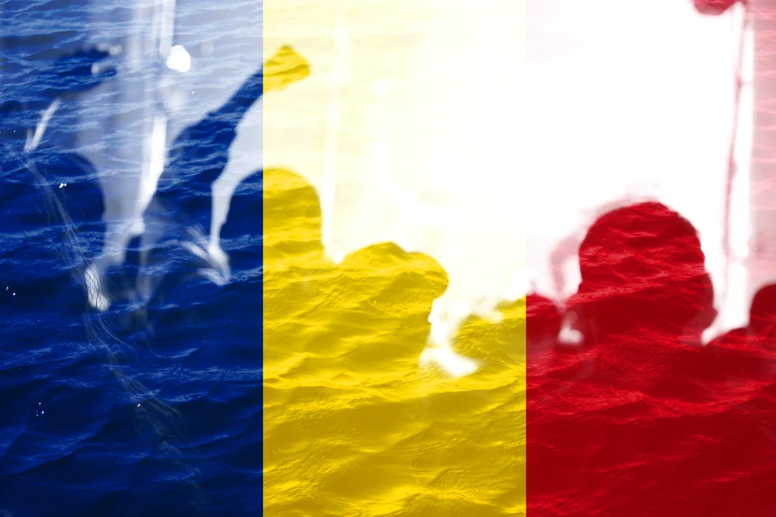 Mai cred tinerii că votul poate construi o țară pentru care merită să rămână? FOTO: Shutterstock