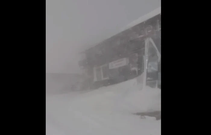 Refugiul Salvamont din Bucegi FOTO captură video
