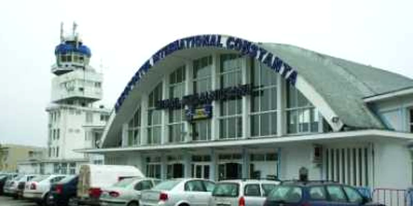 Constanta: Plecaţi acasă cu avionul!