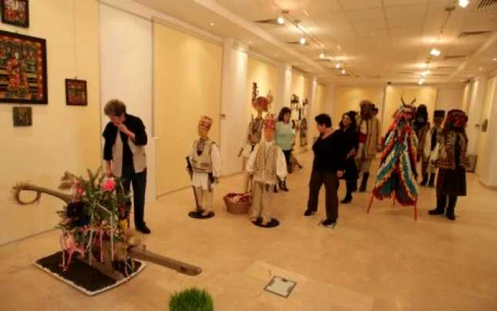 Expoziţia „Anul vechi, Anul nou“