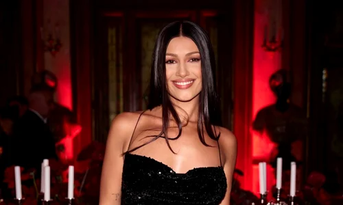 alina eremia foto instagram png