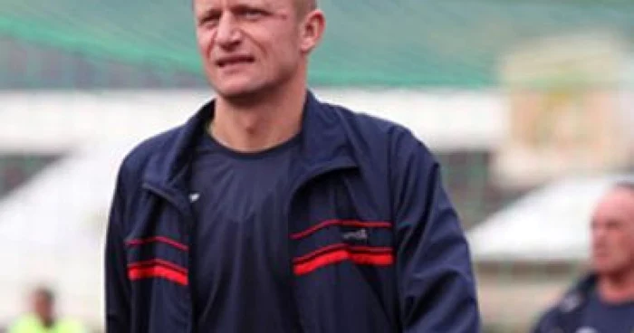 Dorinel Munteanu a avut o misiune dificilă în turul campionatului