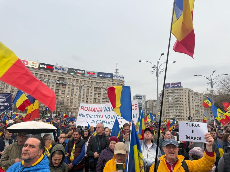 Ce i-a determinat pe susținătorii AUR să vină la protestele din București de la sute de kilometri distanță
