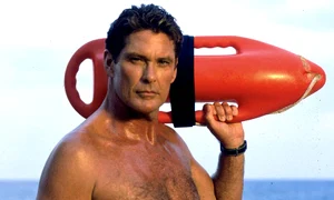  88553998 alamy baywatch1 976 jpeg