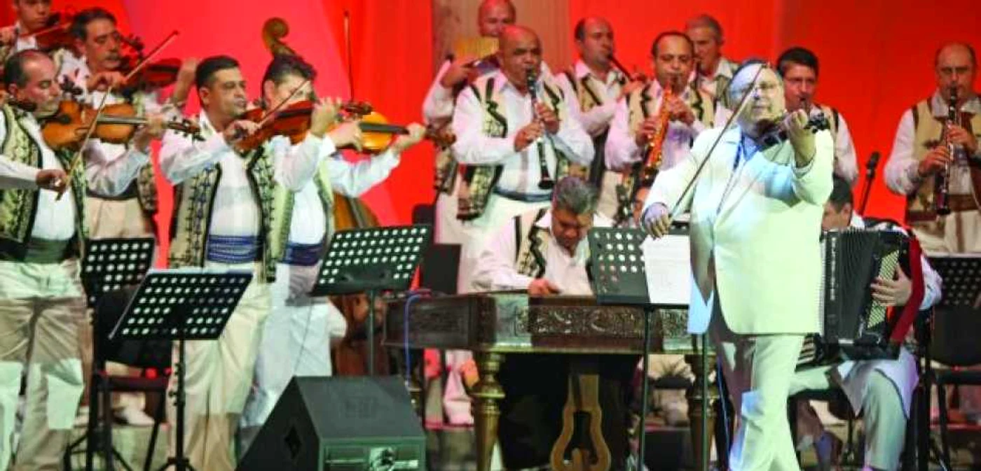 Ansamblul Maria Tănase are în prezent 58 de angajaţi