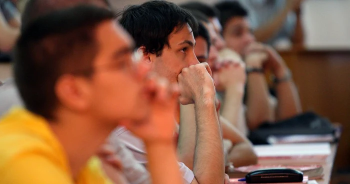 Elevii au votat noua componenţă a biroului executiv