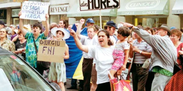 Investitori FNI din toată ţara au organizat degeaba proteste  