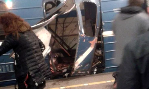 Un posibil nou atentat terorist: explozii la metroul din Sankt Petersburg, soldate cu mai mulţi morţi şi răniţi! jpeg