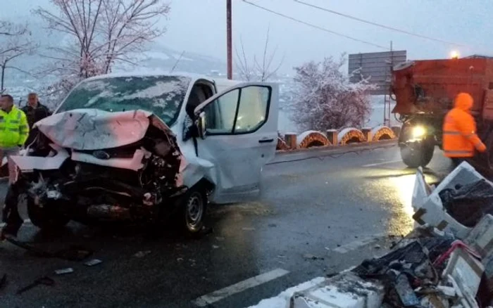 Două persoane şi-au pierdut viaţa FOTO IPJ Mehedinţi