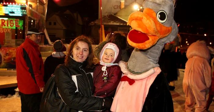 Copiii se vor putea poza cu celebrele personaje de desene animate. Foto: Stelian Grăjdan
