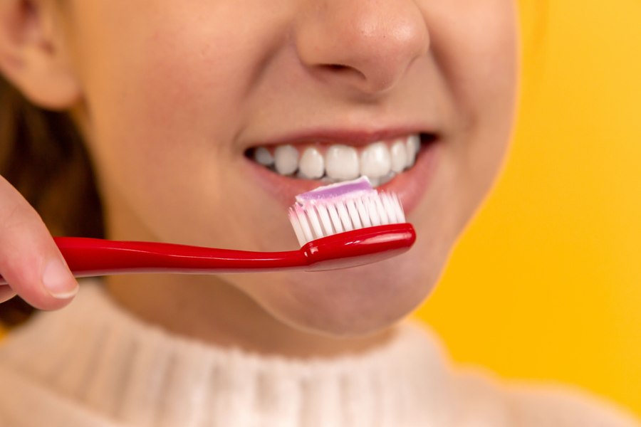 Cele patru elemente de bază pentru o îngrijire orală corespunzătoare
