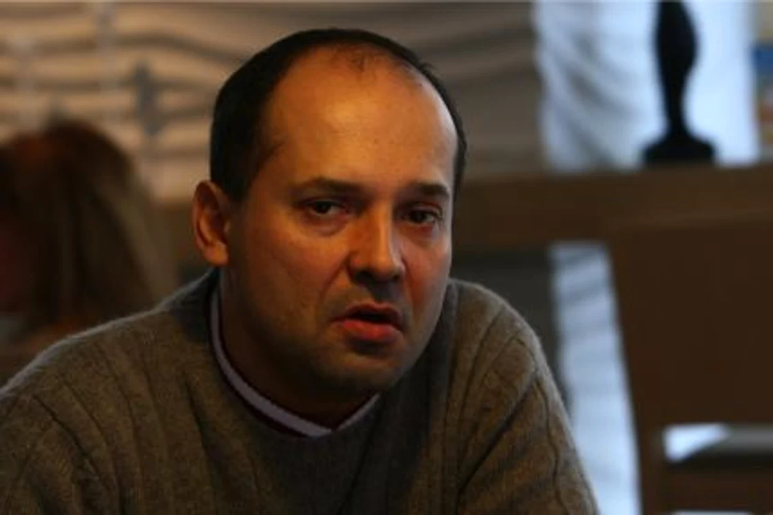 
    Radu Banciu  