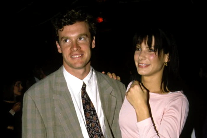 Tate Donovan, alături de Sandra Bullock. FOTO: Arhivă
