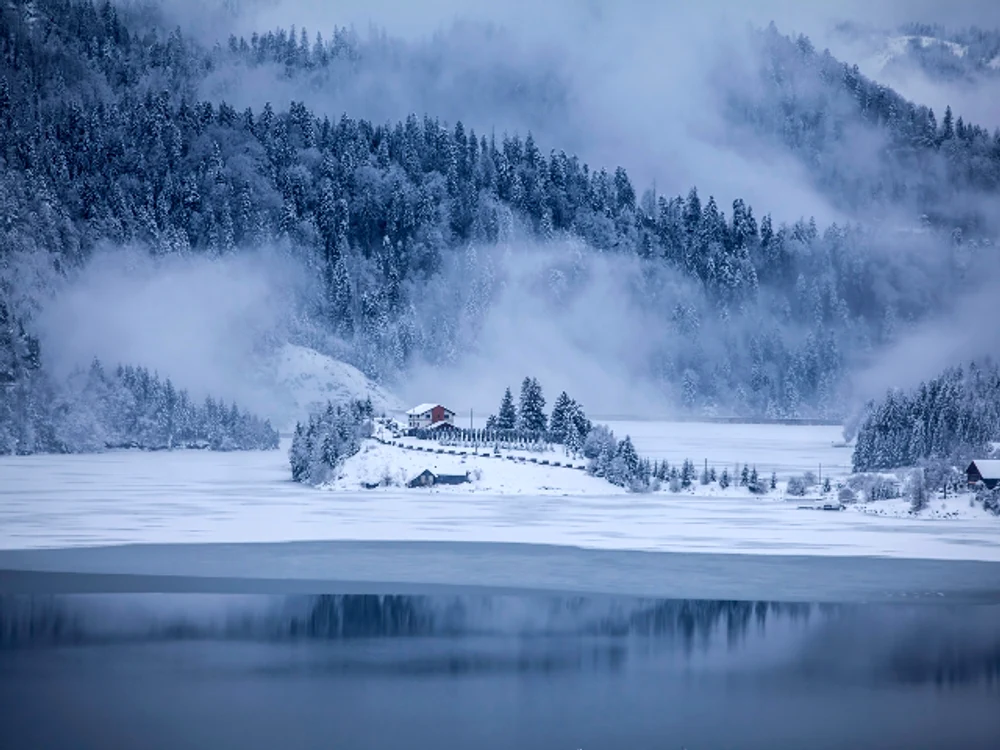 Lacul Colibița. FOTO stiribn.ro