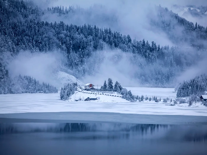 Lacul Colibița. FOTO stiribn.ro