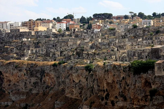 Sassi di Matera, orașul săpat în stâncă FOTO cunoastelumea.ro