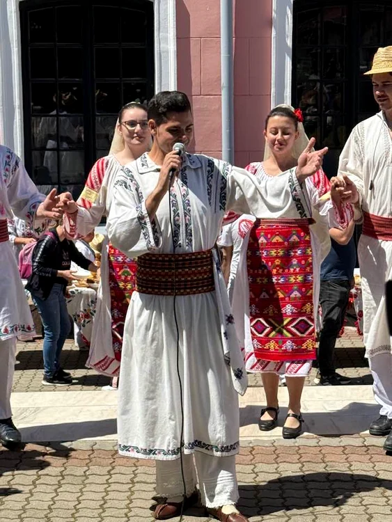 Alexandru Lilea a urcat pe scenă încă din copilărie FOTO: arhiva personală