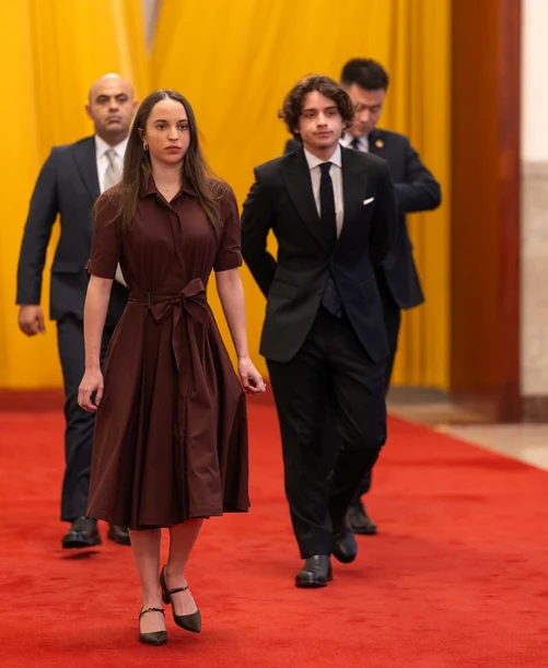 Prințesa Salma și fratele ei, Prințul Hashem al Iordaniei.
