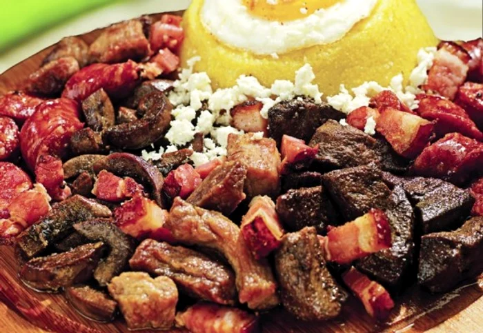 
    O tochitura este cel mai bună opțiune pentru o masă de duminica in familieclickpoftabuna.ro  