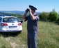 Un poliţist de frontieră a intrat în flăcări pentru a salva o domnişoară de 20 de ani