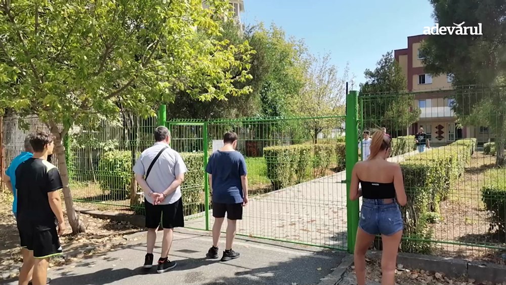 Nicolae s-a întors după 18 ani la liceu să dea Bac-ul: „Am vrut să le arăt copiilor că se poate” VIDEO