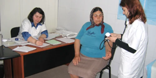 Bacău: Gripa porcină le dă de furcă medicilor băcăuani