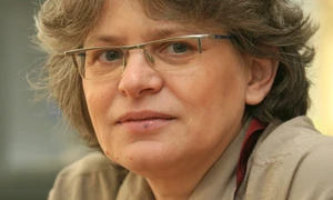 Florentina Sâmihăian editoare, coordonatoarea Colecţiei de carte pentru copii a Editurii ART jpeg