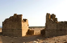 Poarta Tauchira de la Ptolemais, în 2006 (© Miron Bogacki)