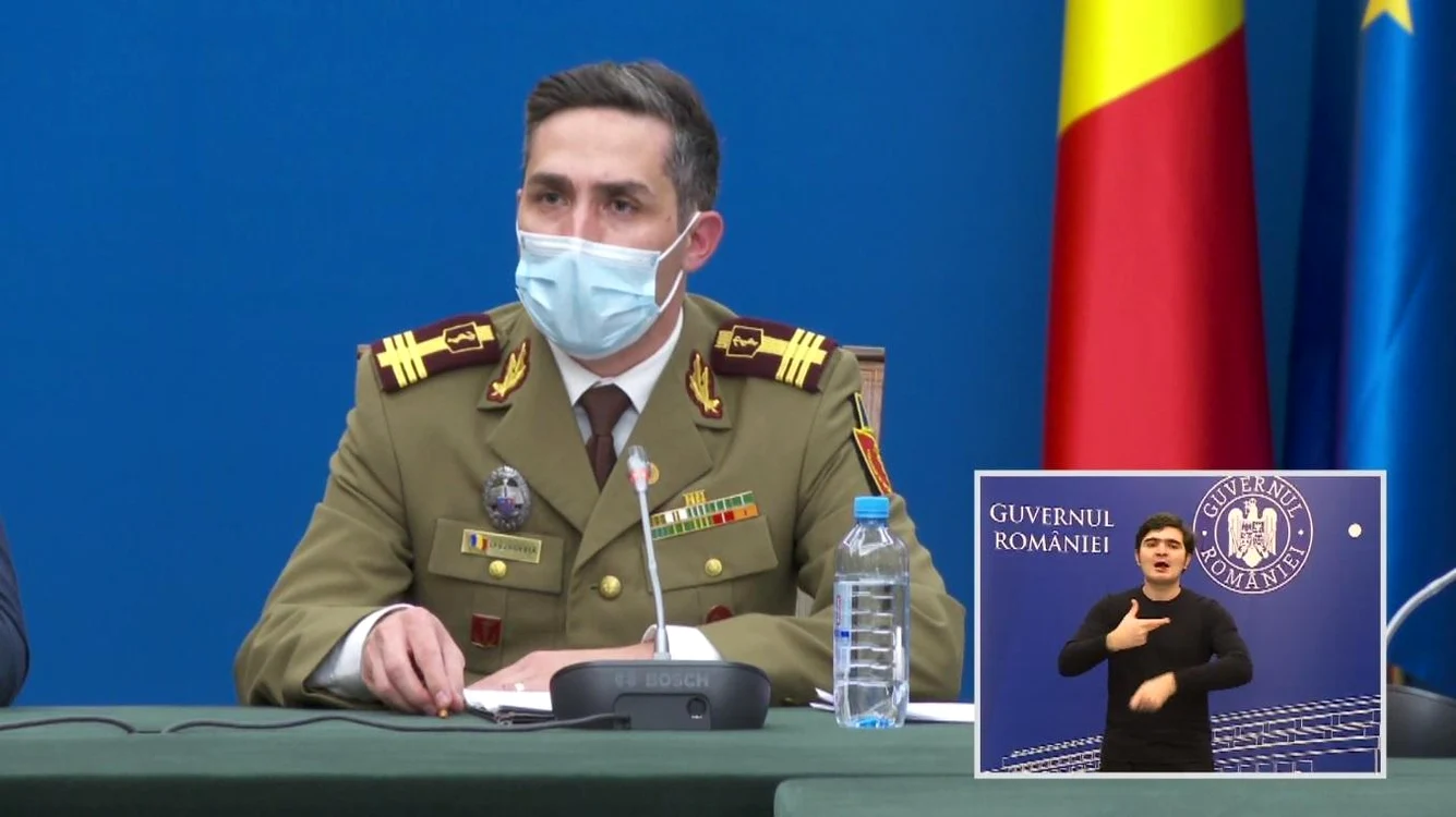 
    Valeriu Gheorghiță, coordonatorul campaniei de vaccinare anti-CovidFoto: observatornews.ro  