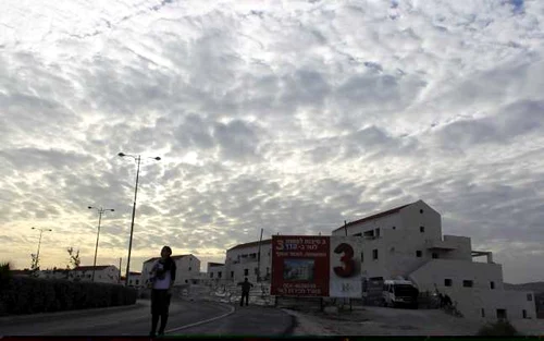 asezari israel reuters