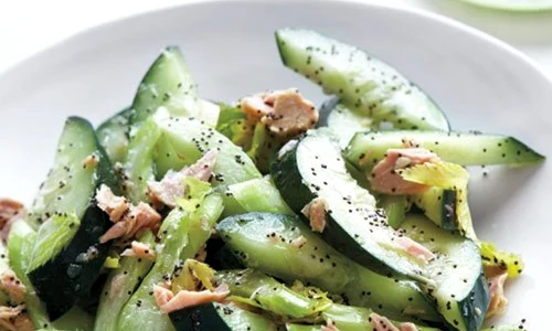 salata de castraveti cu telina si ton jpeg