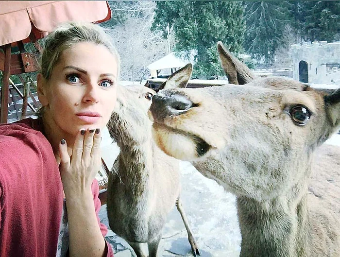 Andreea Bănică, vino să-ţi dăm un pupic pe botic