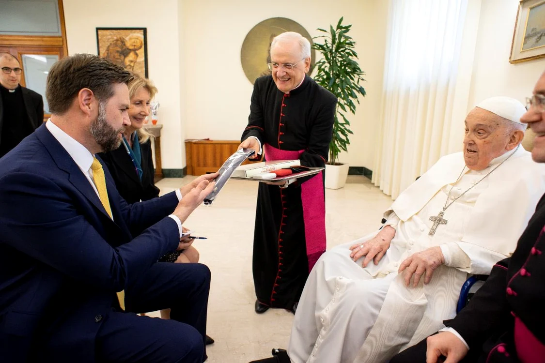 JD Vance și Papa Francisc FOTO: X