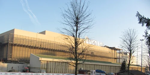 Patinoarul din Timişoara a fost închis din cauza căldurii Foto