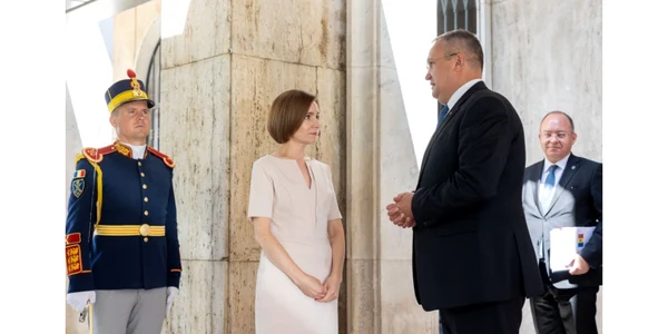 Maia Sandu şi Nicolae Ciucă FOTO
