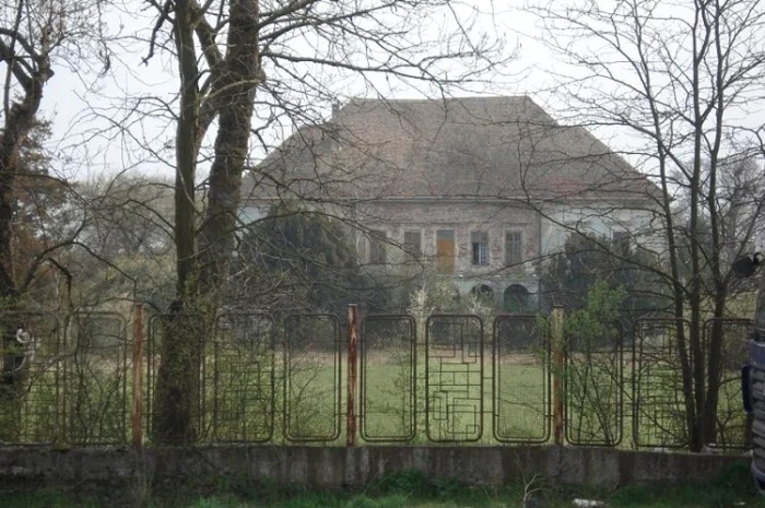 Conacul Ambrozy de la Herneacova