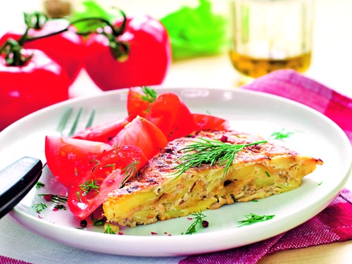 tortilla cartofi shutterstock 68749894 jpeg