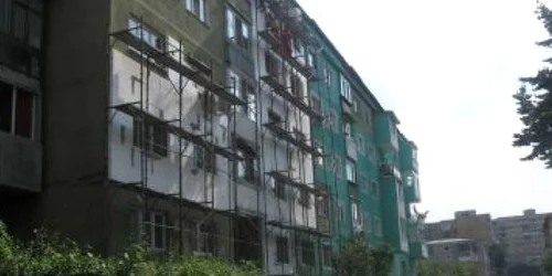Reşiţa: Constructorii folosesc la muncă persoane neangajate