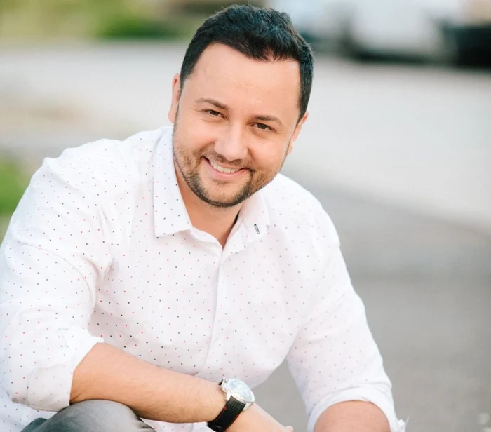 Cătălin Măruţă este unul dintre cei mai cunoscuţi oameni de televiziune din RomâniaFoto: Arhiva personală
