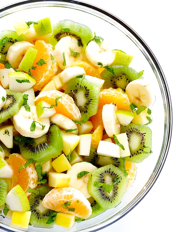 salata cu fructe de iarna jpeg