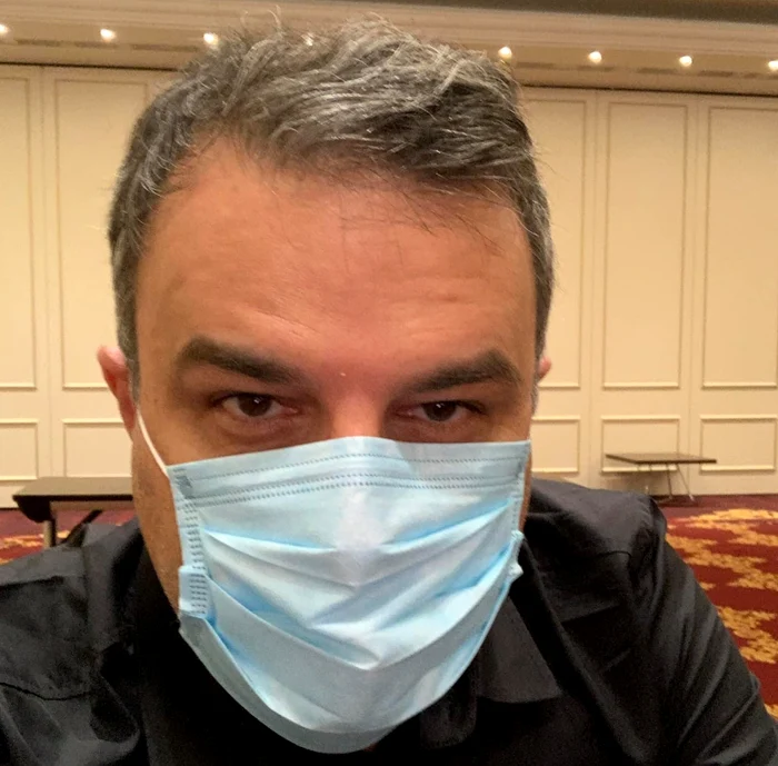 Lucian Mîndruță explică de ce este necesar să purtăm mască de protecție în spațiile aglomeratefoto: arhiva personală/Facebook