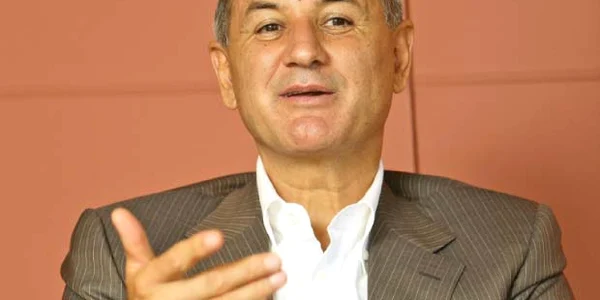 Dacă-l va demite, Copos nu-i va  achita niciun ban lui Lucescu jr  
